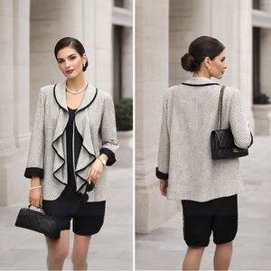 Tahari Vintage Black & White Waterfall Front Old Money Style Blazer Size 16W